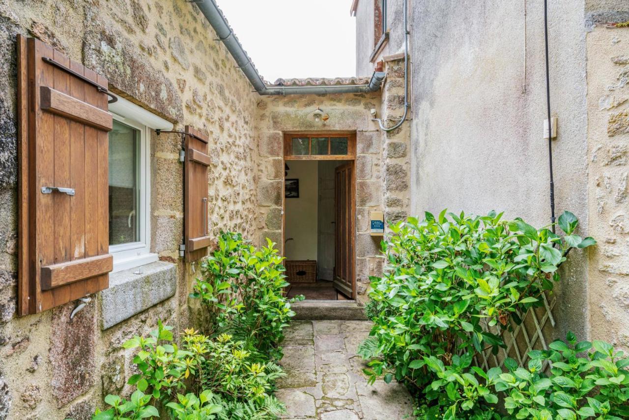 Villa Le Moulin De Pilet Mortagne-sur-Sevre Exterior foto